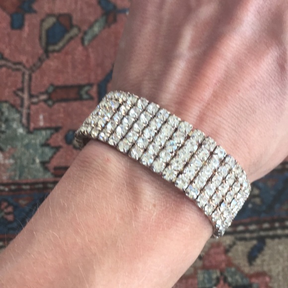 Glam Rhinestone Bracelet - Picture 3 of 3